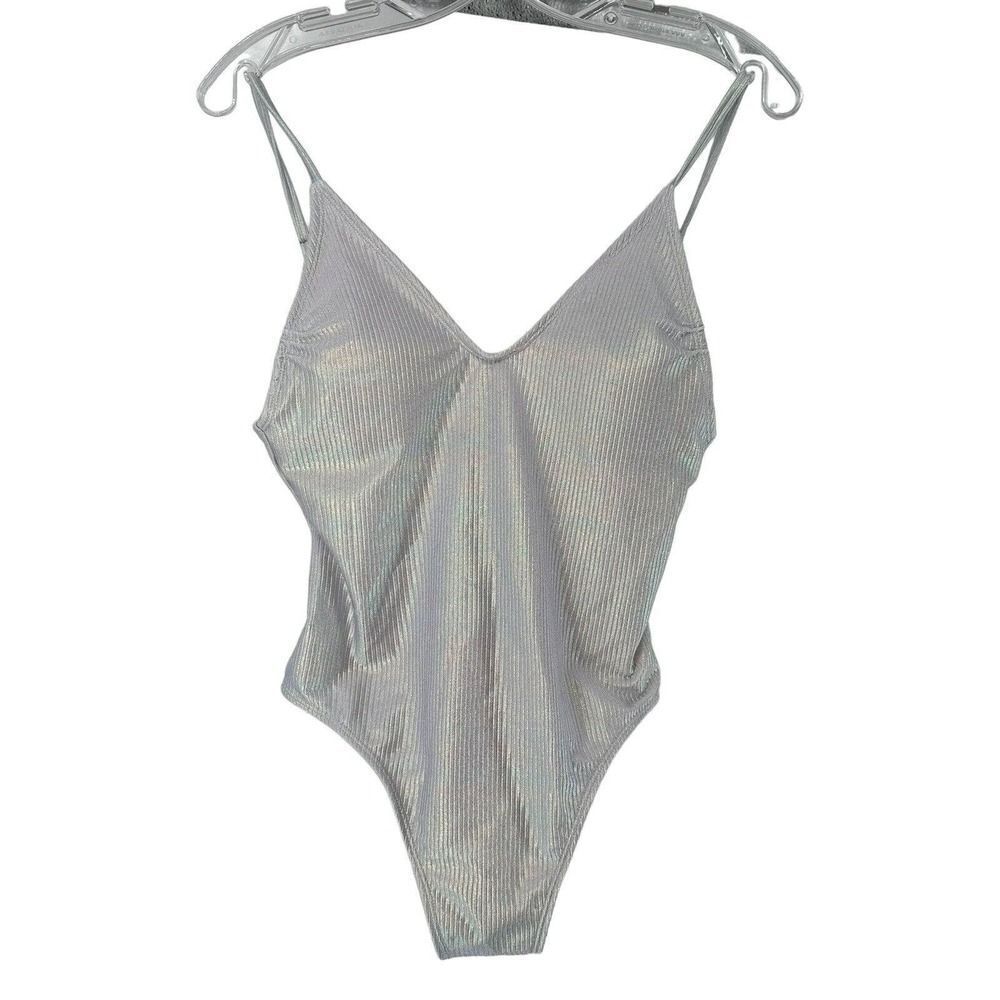 Iridescent Swimsuit White One Piece Size M Ribbed V Neck Xhilaration Swim Bride